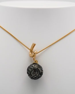 Pendentif or jaune perle de culture de Tahiti et diamant