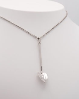 Pendentif argent pelle