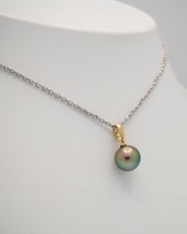 Pendentif or blanc perle de culture